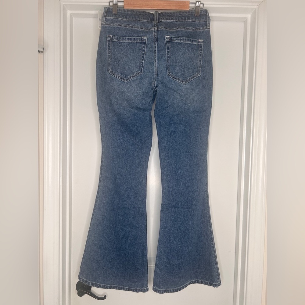Hollister Women’s High Rise Medium Wash Flare Jeans, Sz. 8R NEW WITH TAGS - Picture 9 of 13